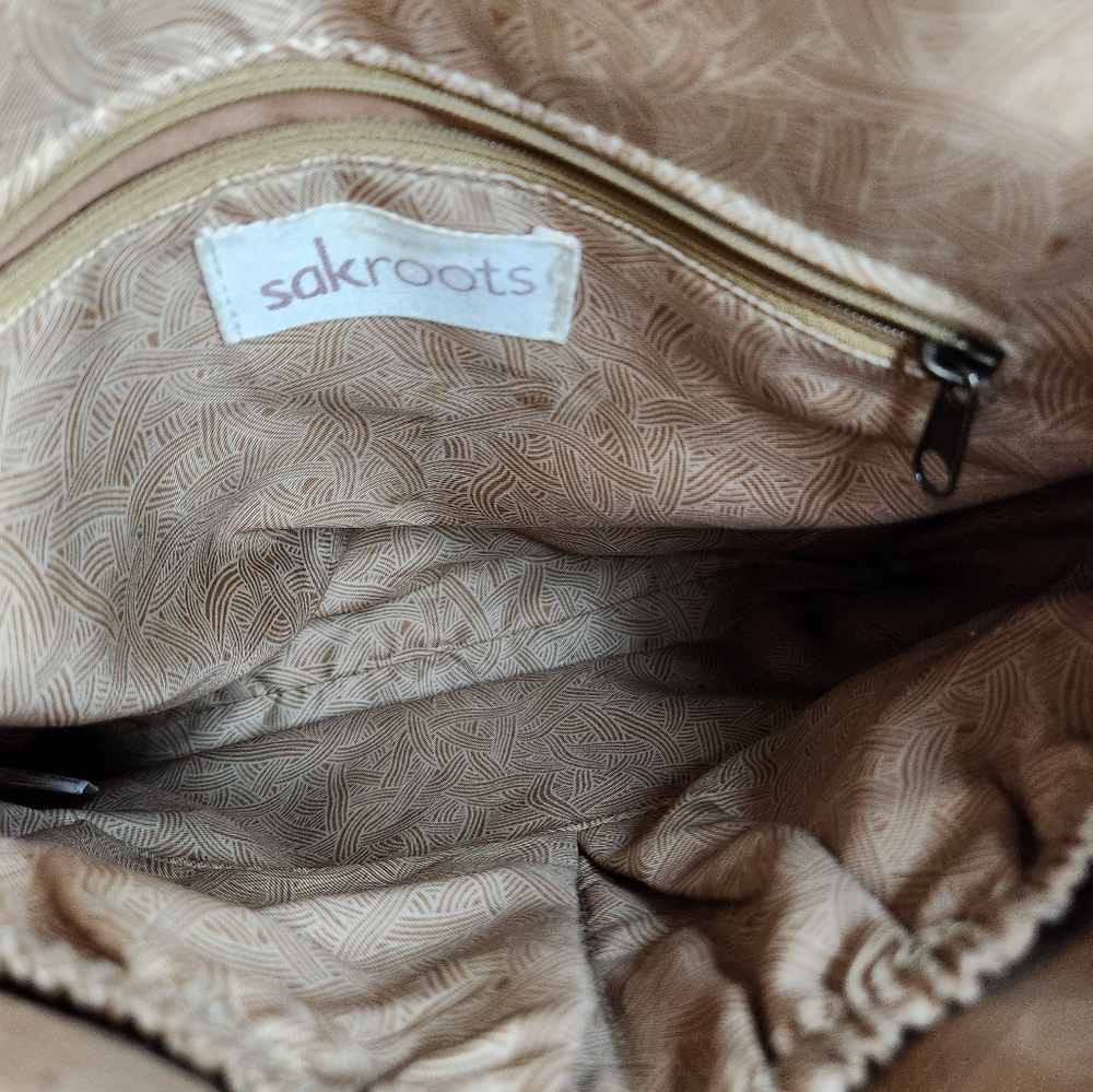 Purse - Picture 4 of 7